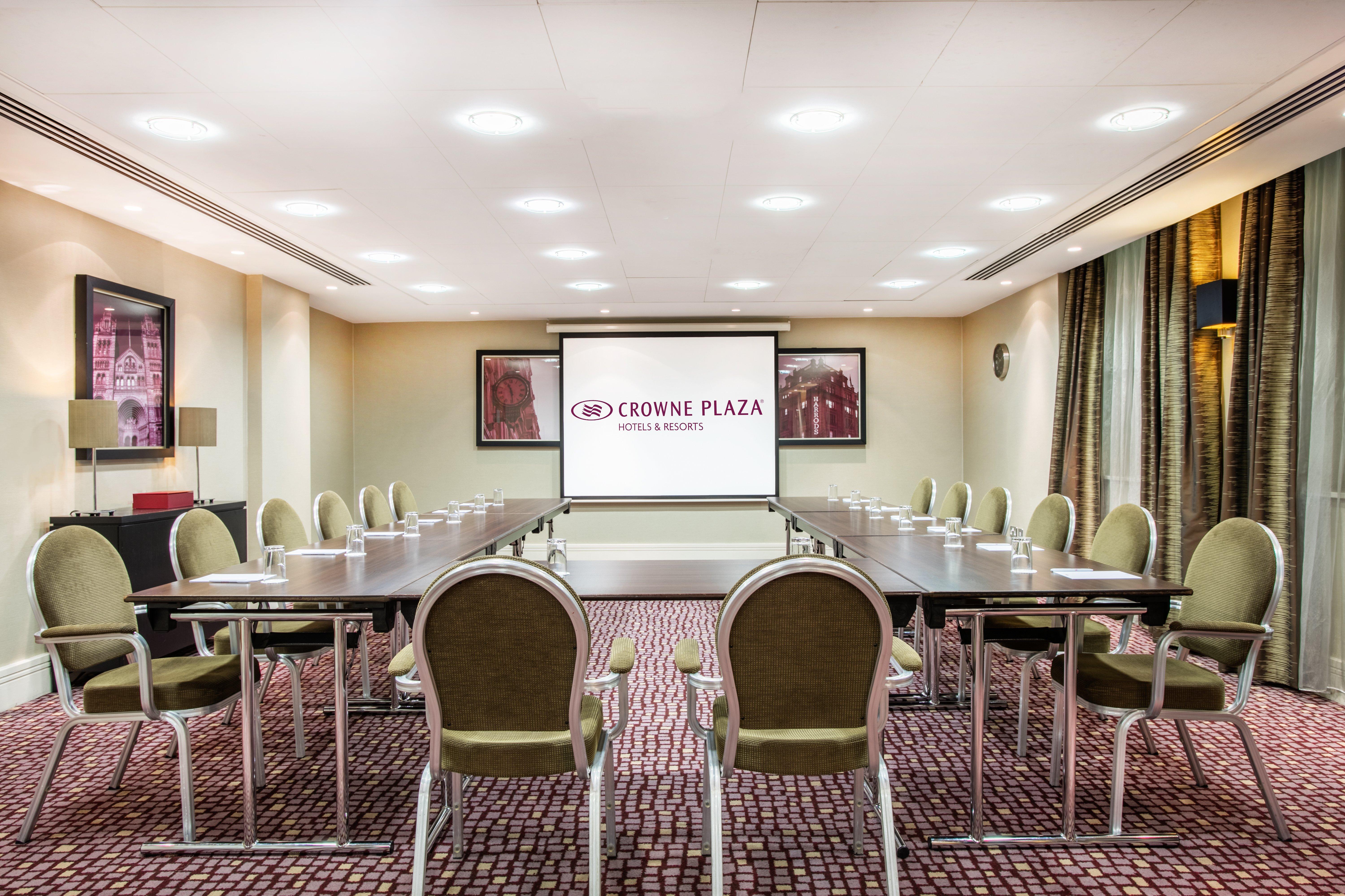 Crowne Plaza London Ealing By Ihg Hotel Bagian luar foto