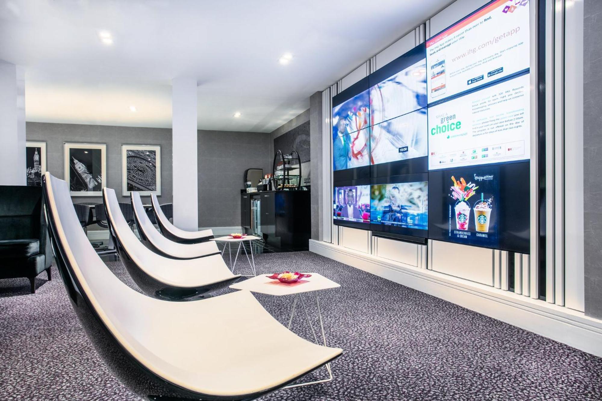 Crowne Plaza London Ealing By Ihg Hotel Bagian luar foto